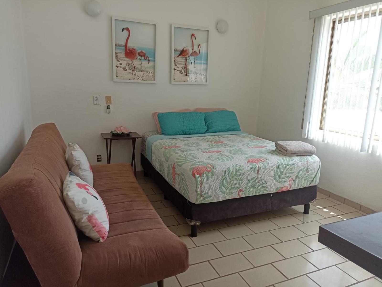 מנסניו Beautiful Apartment With Pool, Tennis Court מראה חיצוני תמונה